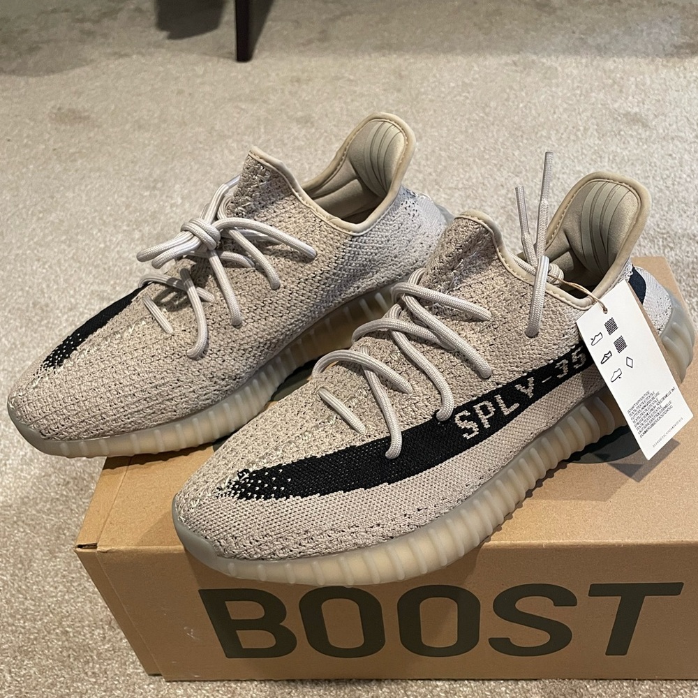 Yeezy Boost 350 V2 Graphite